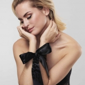 Черные ленты для связывания SILKY SENSUAL HANDCUFFS - Bijoux Indiscrets - купить с доставкой в Ельце