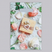 Полиэтиленовый пакет  Подарочек  с вырубной усиленной ручкой - 20 х 30 см. - Сима-Ленд - купить с доставкой в Ельце