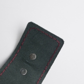 Черные кожаные наручники с красной строчкой - Crazy Handmade - купить с доставкой в Ельце