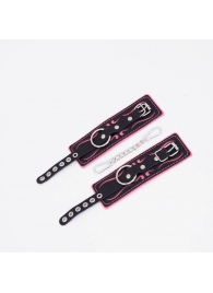 Черно-розовые кожаные наручники с розовой строчкой - Crazy Handmade - купить с доставкой в Ельце