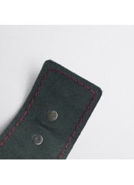 Черные кожаные наручники с красной строчкой - Crazy Handmade - купить с доставкой в Ельце