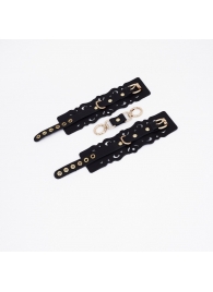 Черные кожаные наручники с узорами и золотистой фурнитурой - Crazy Handmade - купить с доставкой в Ельце