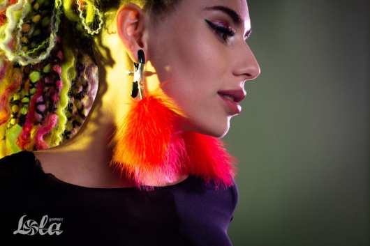 Зажимы на соски с красным пухом Euphoric - Lola Games - купить с доставкой в Ельце