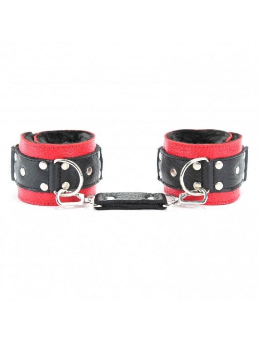 Красно-чёрные кожаные наручники с меховым подкладом - БДСМ Арсенал - купить с доставкой в Ельце